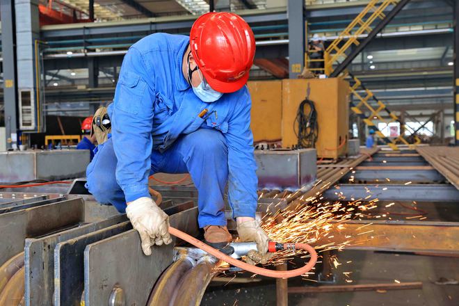 南通崇川 坚持先进制造业与现代服务业双轮驱动 软件外包服务助推区域经济高质量发展